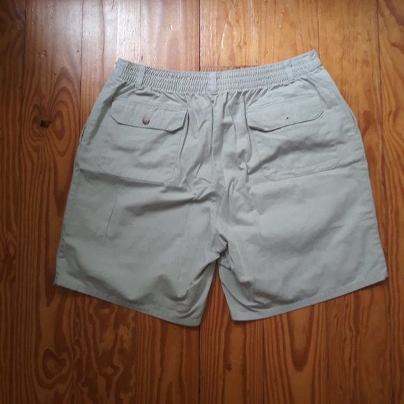Van Heusen Men's Shorts - Picture 2 of 2